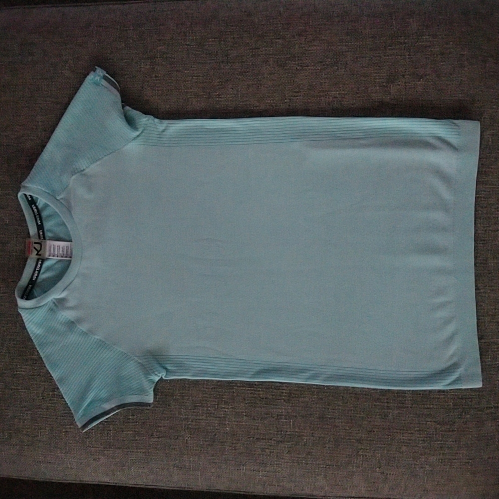 Kari Traa Green Tee XS-S